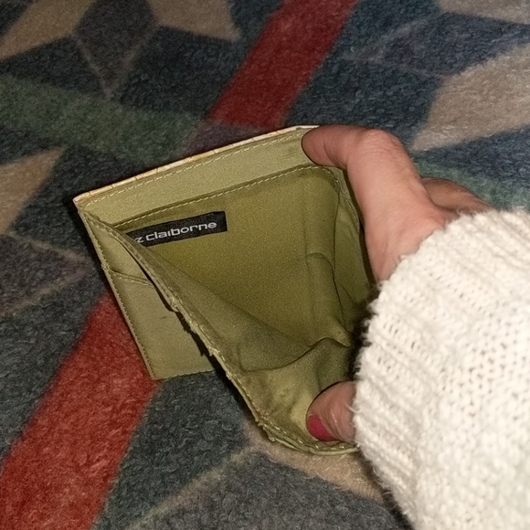 Wallet - Picture 3 of 3